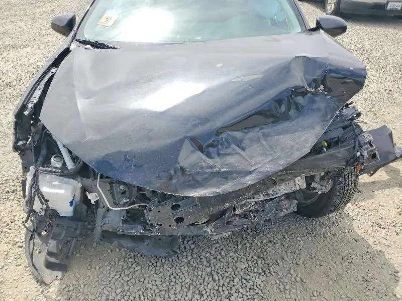2014 TOYOTA COROLLA LE PLUS  