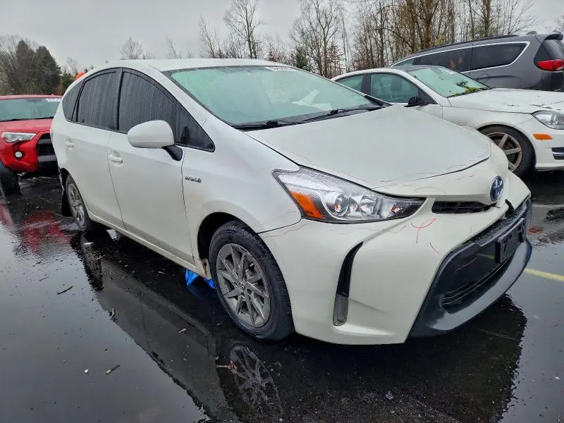 2015 TOYOTA PRIUS V   