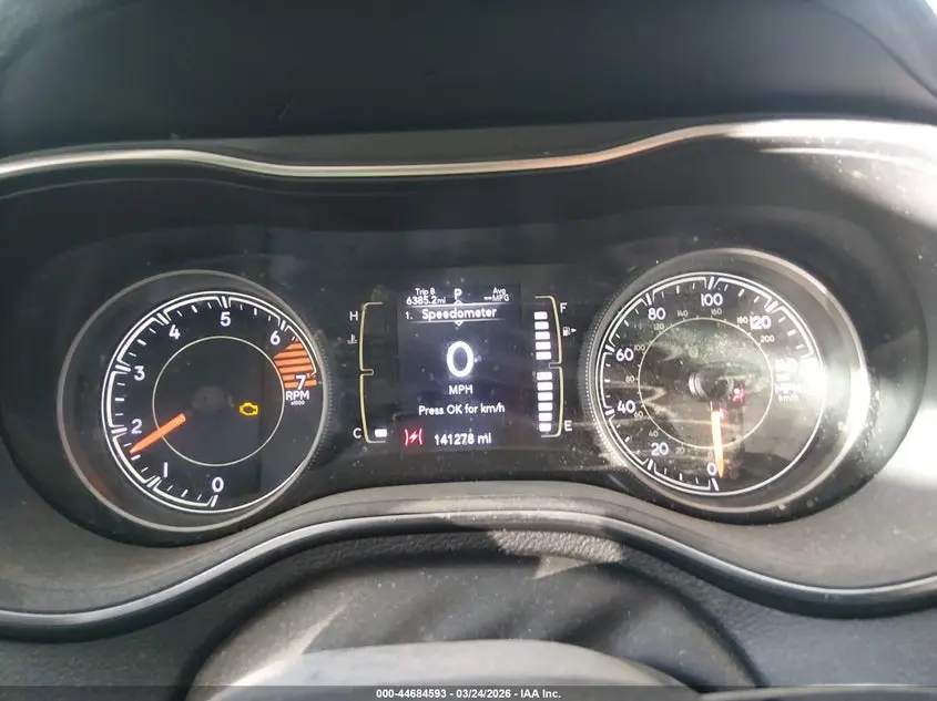 2019 JEEP CHEROKEE LATITUDE FWD