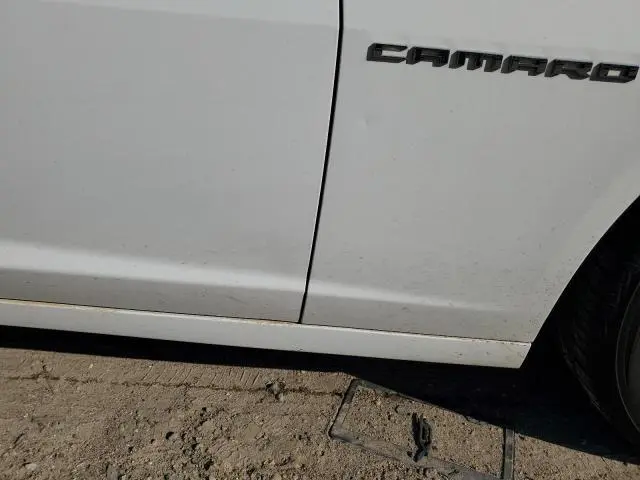 2015 CHEVROLET CAMARO LS  