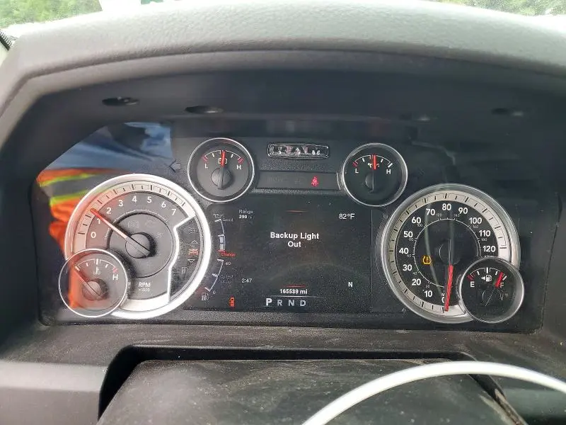 2013 RAM 1500 SLT  