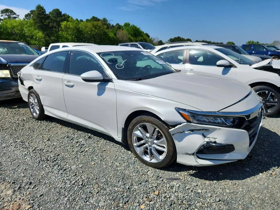 2019 HONDA ACCORD LX  