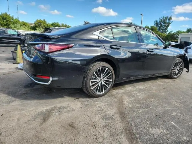 2025 LEXUS ES 300H BASE  