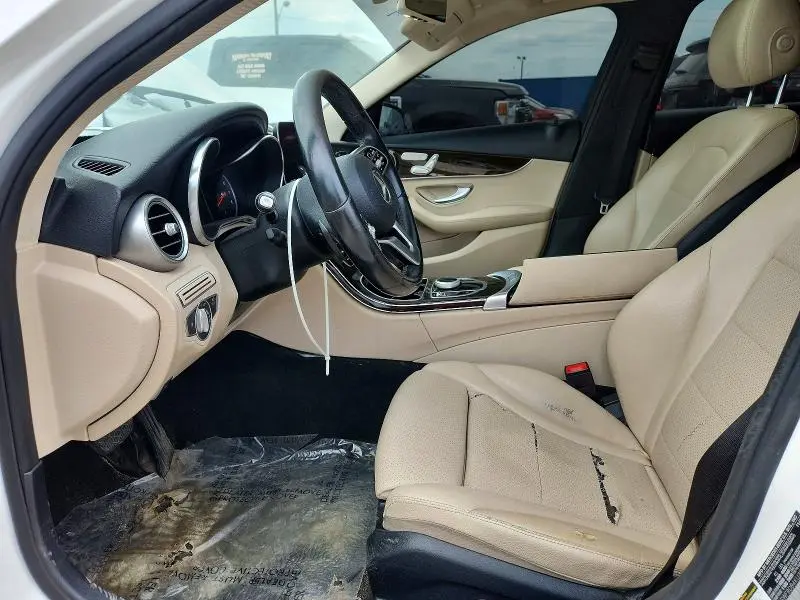 2019 MERCEDES-BENZ C 300  