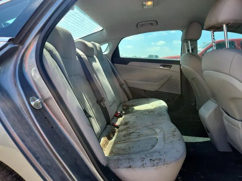2018 HYUNDAI SONATA SE  