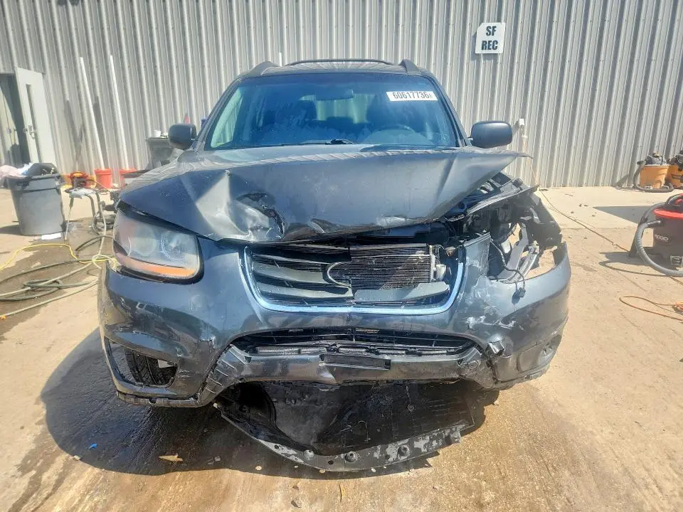 2010 HYUNDAI SANTA FE GLS  