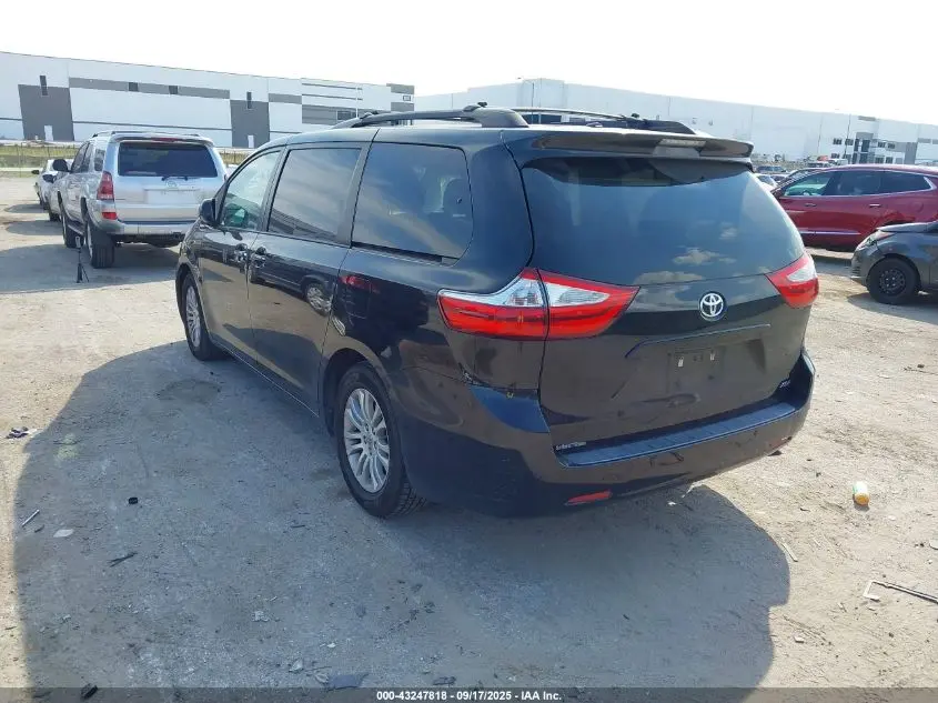 2015 TOYOTA SIENNA XLE 8 PASSENGER
