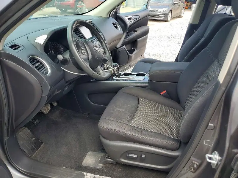 2017 NISSAN PATHFINDER SV  