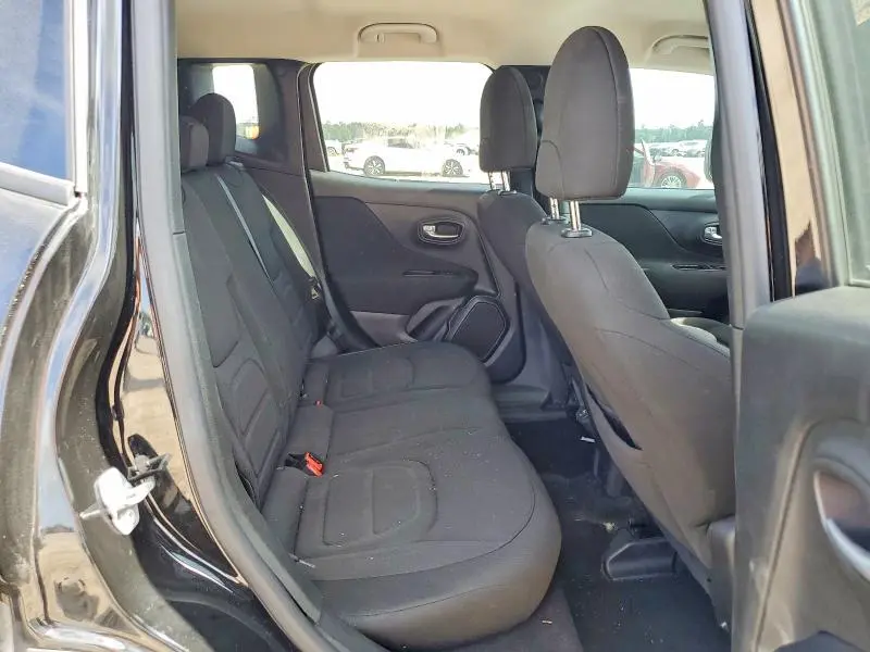 2021 JEEP RENEGADE LATITUDE  