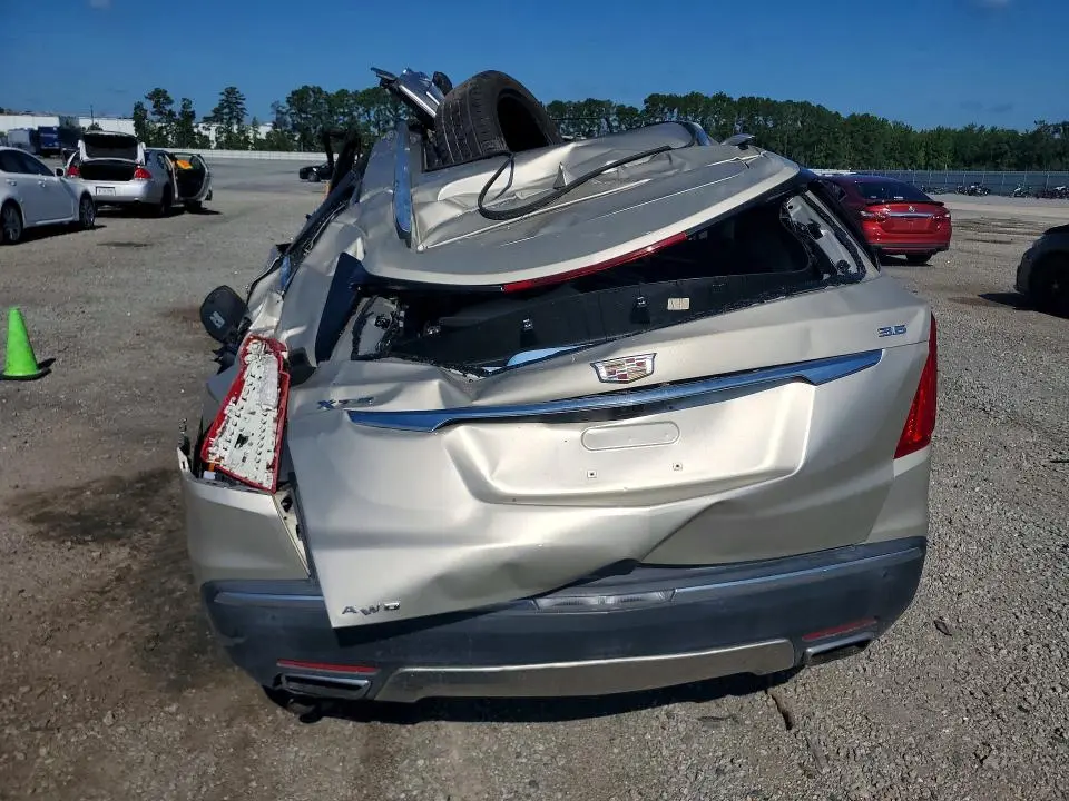 2017 CADILLAC XT5 PLATINUM  