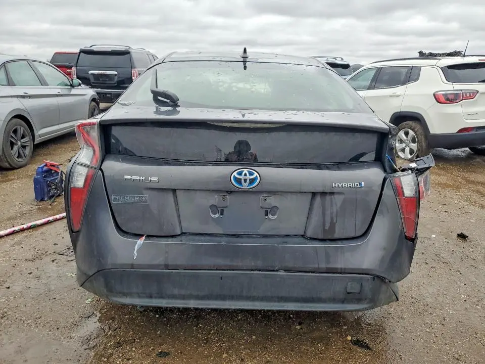 2017 TOYOTA PRIUS   