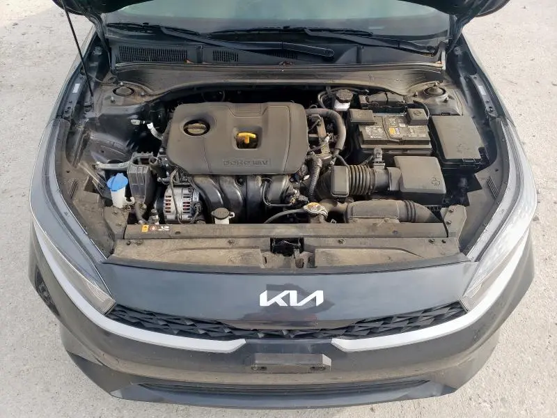 2024 KIA FORTE LX  