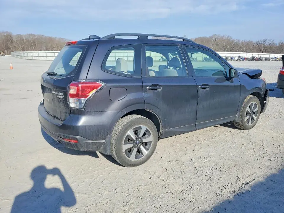 2017 SUBARU FORESTER 2.5I  