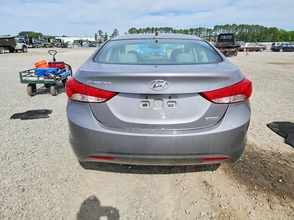 2013 HYUNDAI ELANTRA LIMITED  