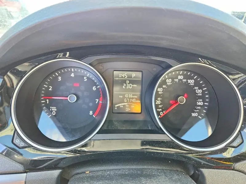 2016 VOLKSWAGEN JETTA SPORT  