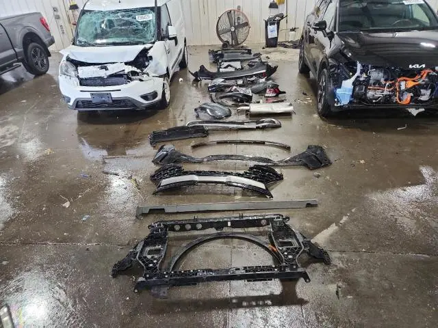 2024 KIA SPORTAGE X-LINE PRESTIGE  