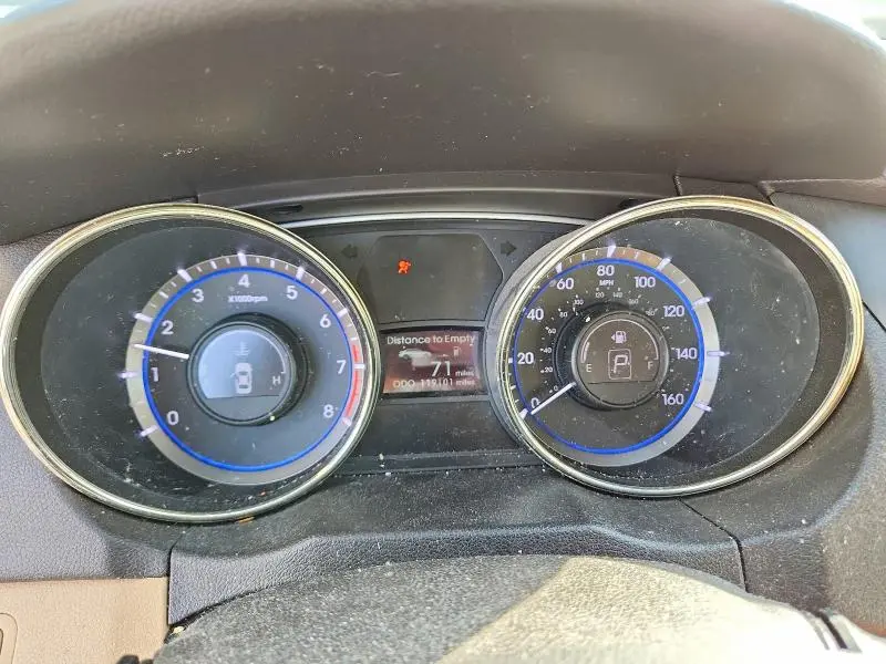 2012 HYUNDAI SONATA GLS  