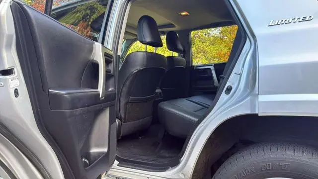 2012 TOYOTA 4RUNNER SR5  