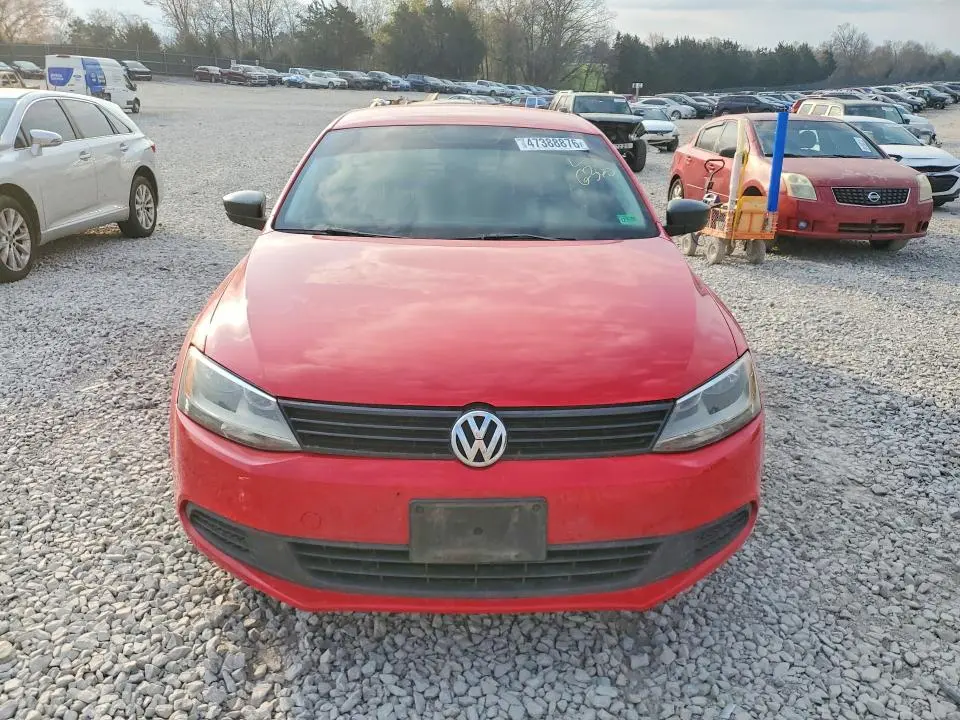 2013 VOLKSWAGEN JETTA BASE  
