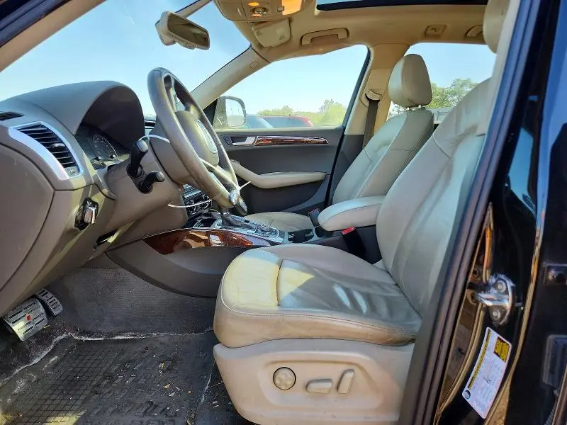 2010 AUDI Q5 PREMIUM PLUS  