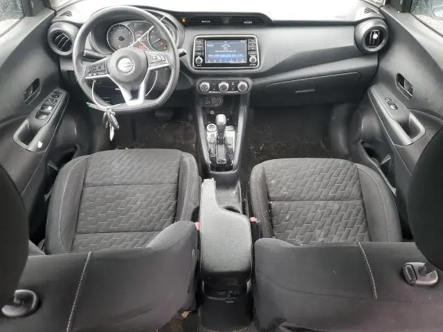 2022 NISSAN KICKS S  