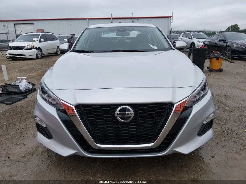 2021 NISSAN ALTIMA SV FWD