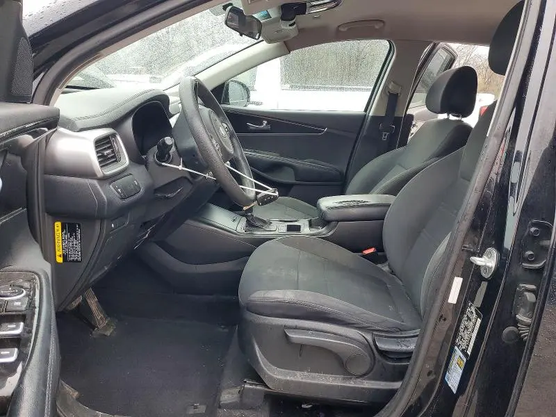 2017 KIA SORENTO LX V6  