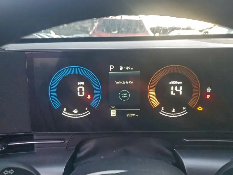 2024 HYUNDAI KONA SEL  