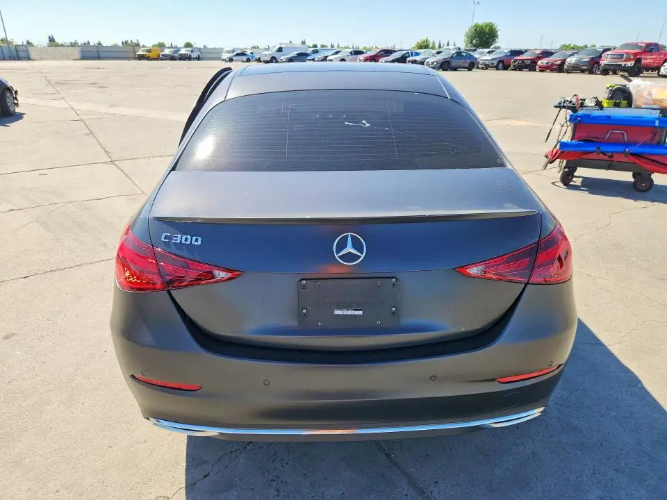 2024 MERCEDES-BENZ C 300  
