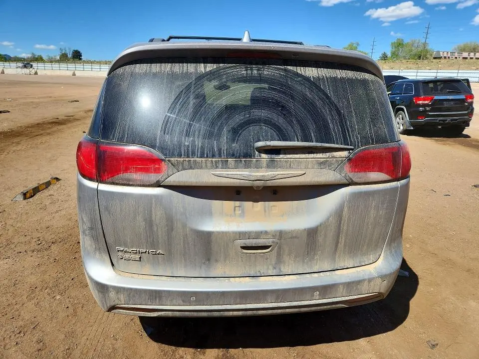 2017 CHRYSLER PACIFICA TOURING L  