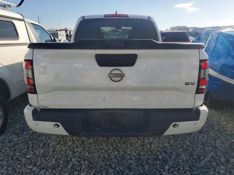 2022 NISSAN FRONTIER S  