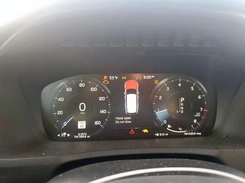 2022 VOLVO XC90   
