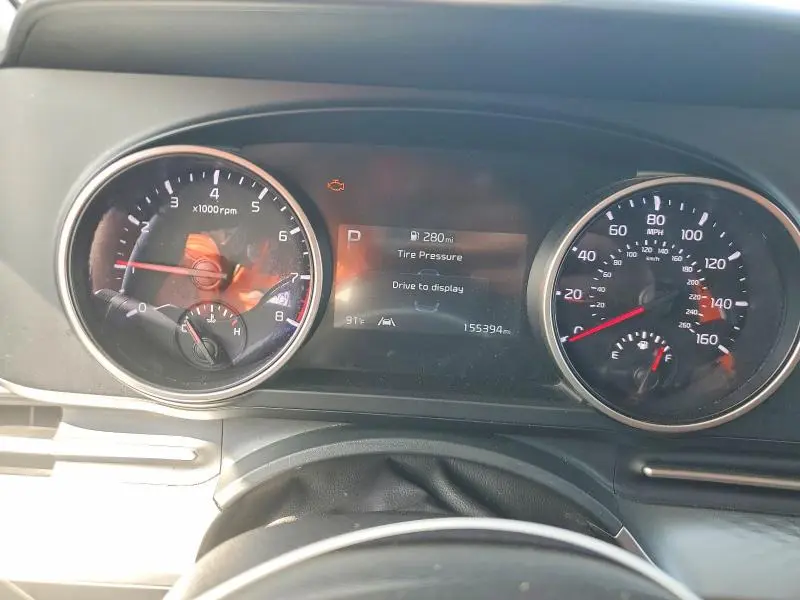2023 KIA CARNIVAL LX  