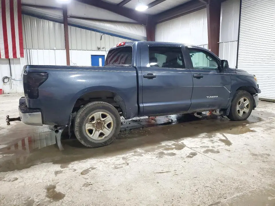 2010 TOYOTA TUNDRA CREWMAX SR5  