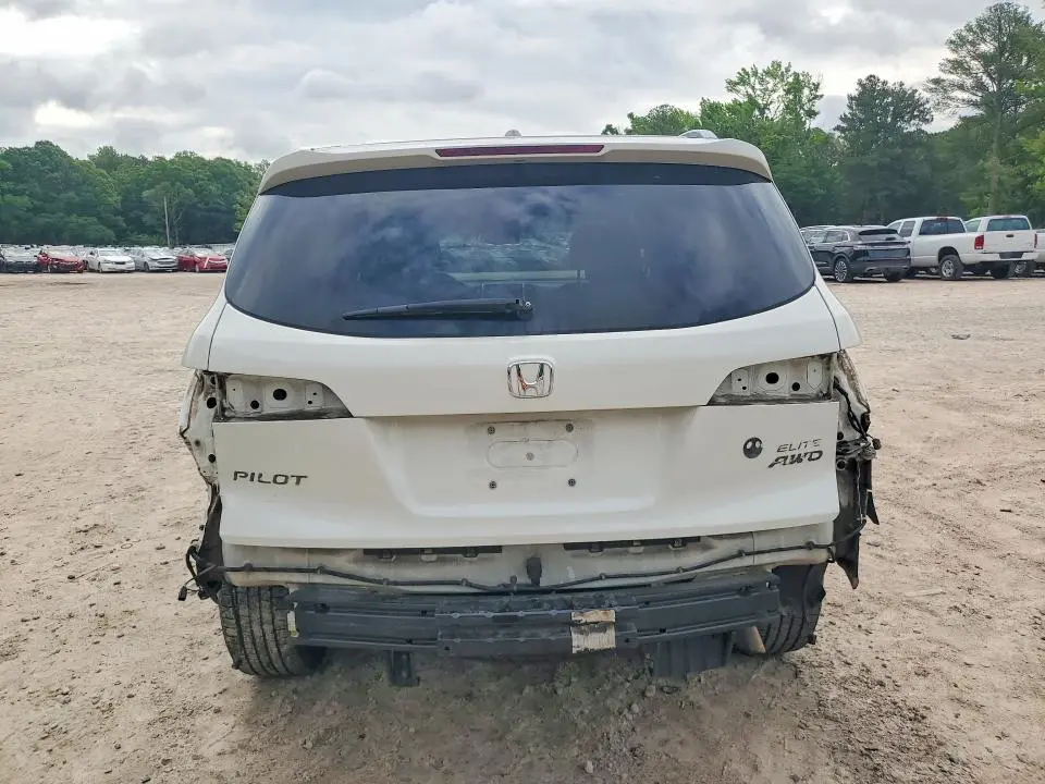 2018 HONDA PILOT ELITE  
