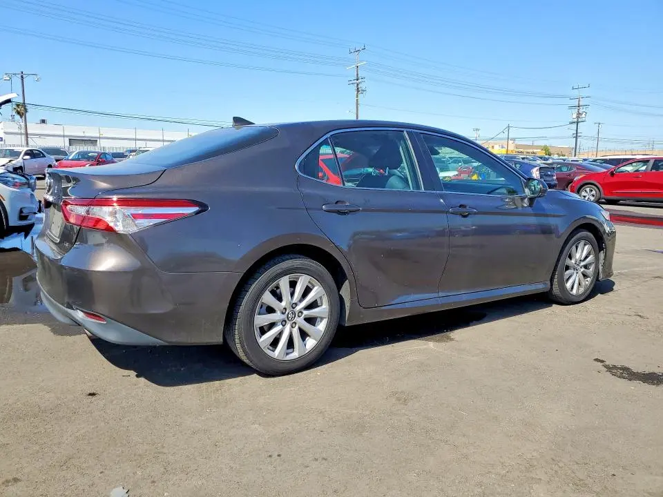 2019 TOYOTA CAMRY LE  