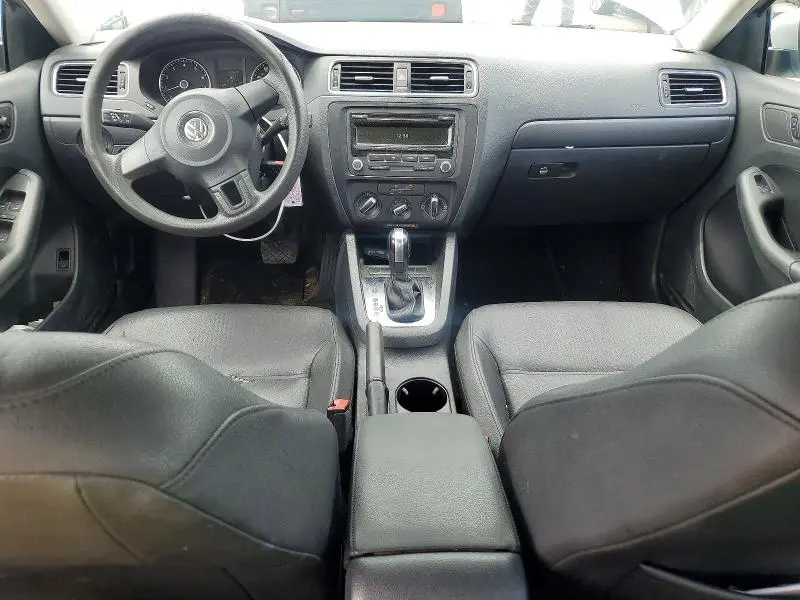 2012 VOLKSWAGEN JETTA SE  