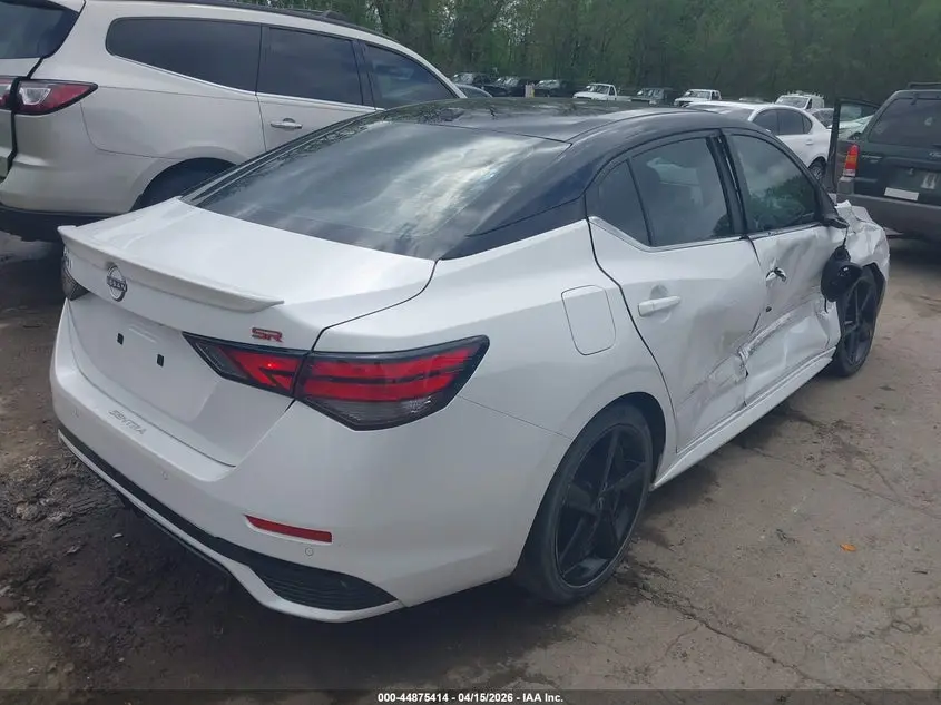 2024 NISSAN SENTRA SR XTRONIC CVT