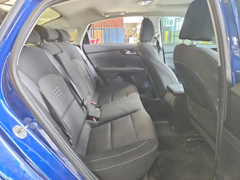 2019 KIA FORTE S  