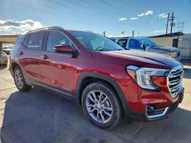 2022 GMC TERRAIN SLT  