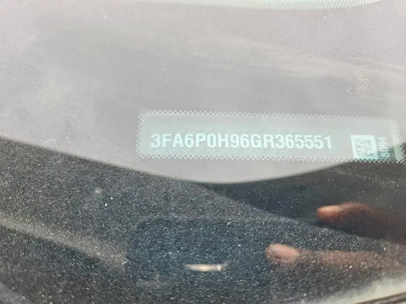 2016 FORD FUSION SE  