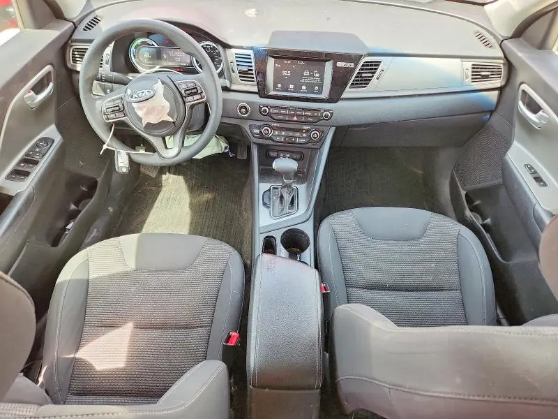 2017 KIA NIRO LX  