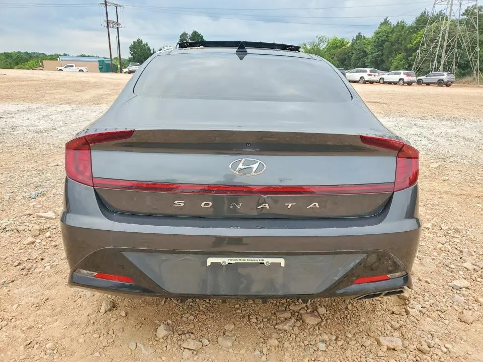 2022 HYUNDAI SONATA SEL  