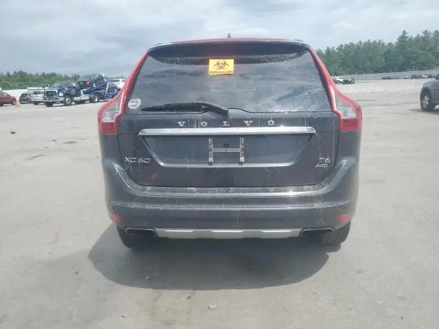 2016 VOLVO XC60 T6 PREMIER  