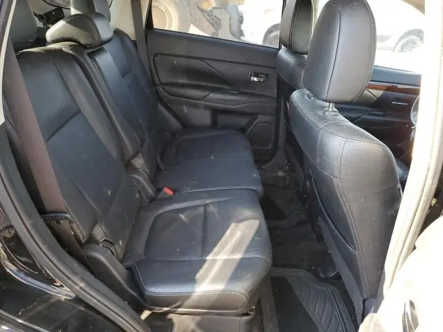 2014 MITSUBISHI OUTLANDER SE  