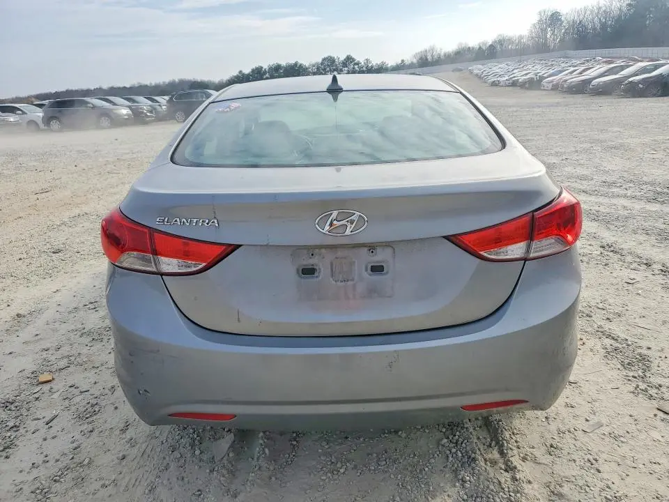 2011 HYUNDAI ELANTRA GLS  