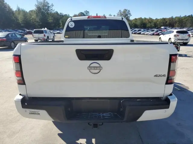 2025 NISSAN FRONTIER SV  