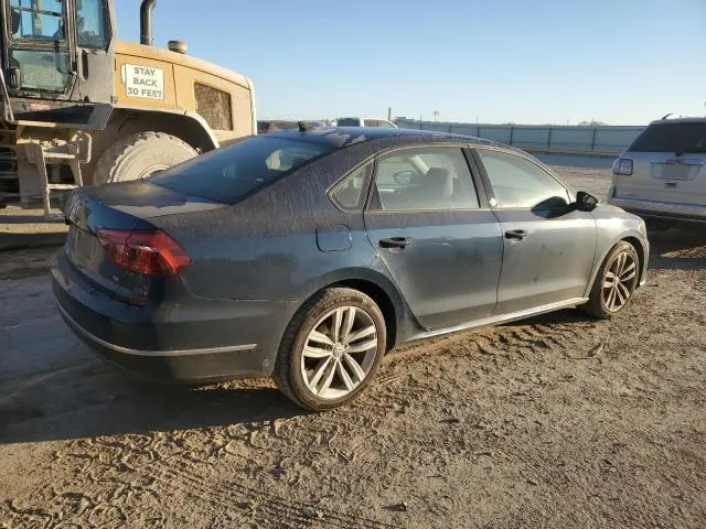 2019 VOLKSWAGEN PASSAT WOLFSBURG  