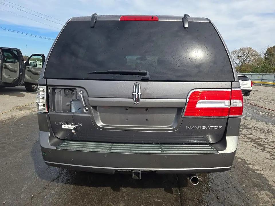 2012 LINCOLN NAVIGATOR   