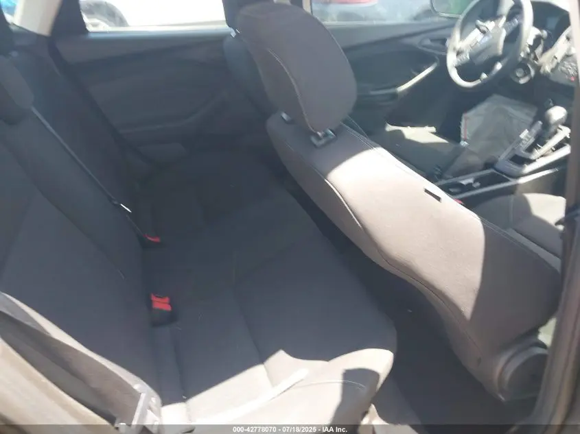 2016 FORD FOCUS S